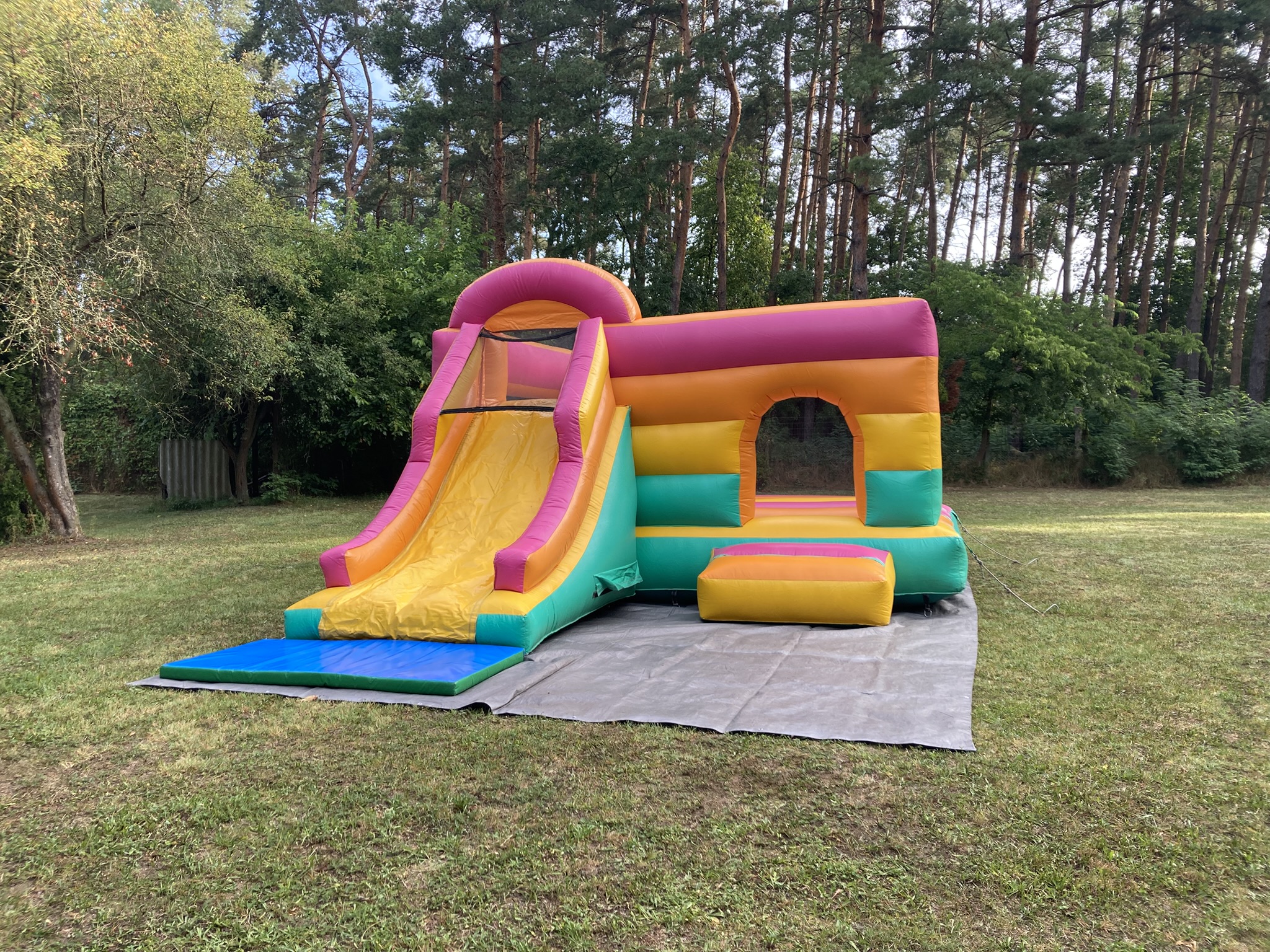 Szivárványos illusztráció